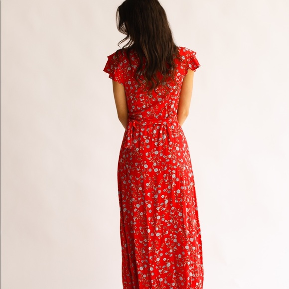 Beautiful maxi dress. - Picture 2 of 5